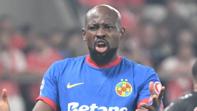 Dinamo - FCSB 2-1: derby cu două eliminări, gol anulat și penalty ratat