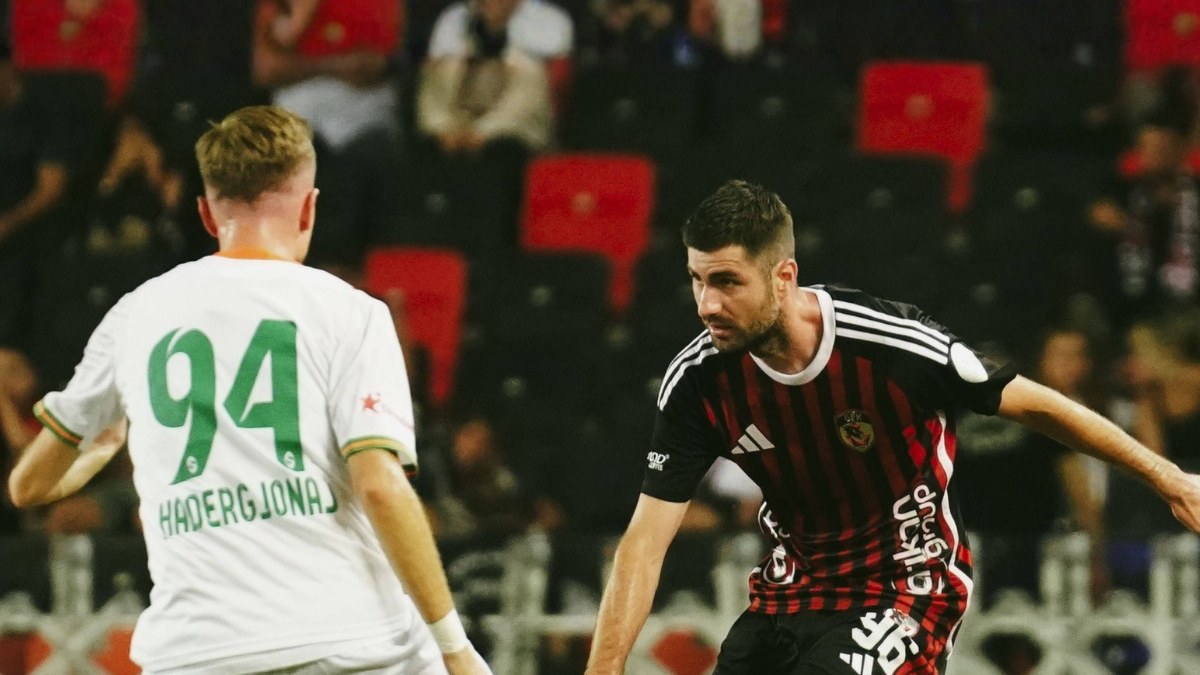 Florin Ștefan a plecat de la Gaziantep după trei meciuri și huiduieli din partea fanilor