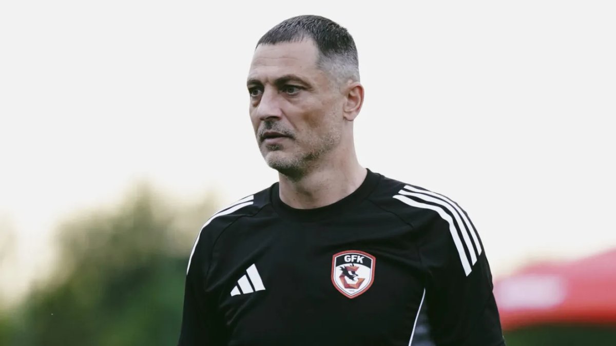 https://fotbalistico.ro/storage/articles/inline/4WZggBf7hK9DVqoyEcW5iGmuOK913UZCqCmIL62g.webp